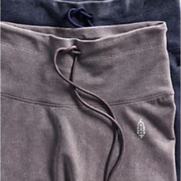 Free People Pants - Free People Gray Leggings with Elastic Waistband
